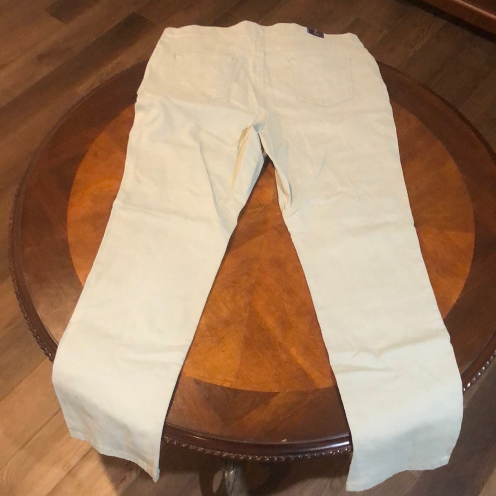 Gloria Vanderbilt Avery Pull On Straight Leg Mid Rise Jeans Size 18 NWT